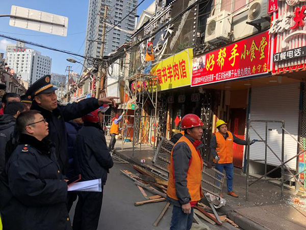 食品药品安全-要闻-上海最火小龙虾街为何变脸